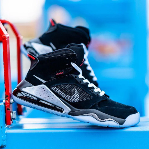 AIR JORDAN MARS 270 BLACK SHOE