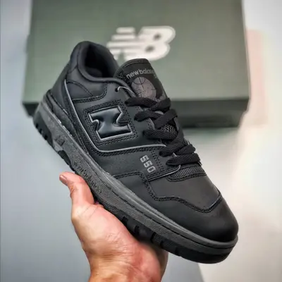 NEW BALANCE SHOES BLACK